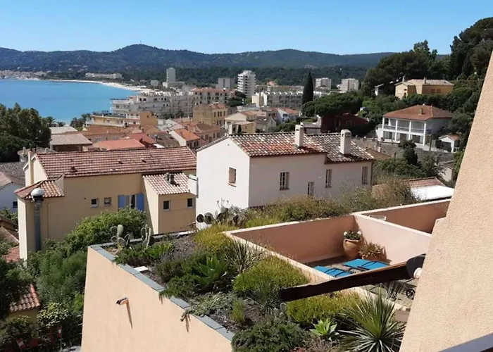 Apartman 2 Pieces Au Lavandou Avec Parking Proche Plage, Terrasse Vue - Fr-1-251-843 Le Lavandou